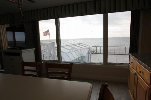 Ocean Club on Smuggler's Beach image 41